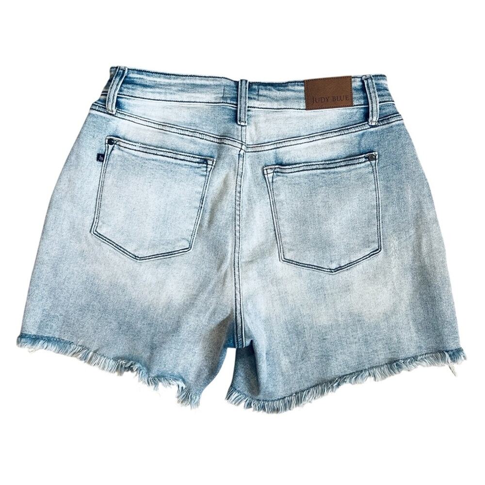 Judy Blue Women’s 1X High Rise Cutoff Denim Dad Shorts Jenny Stretch Light Wash - Picture 9 of 14